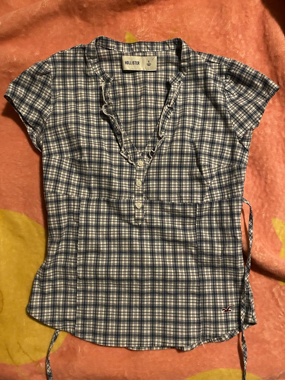 Hollister Women’s Gingham Tie Babydoll Shirt